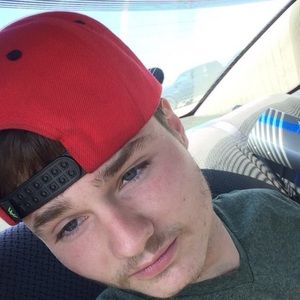 Meet your Posher, Nicholas